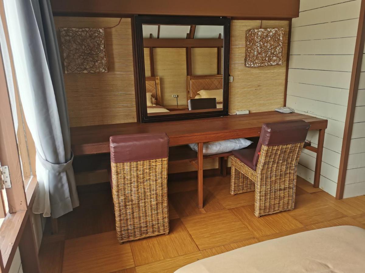Sienna Resort Maratua Island Exterior photo