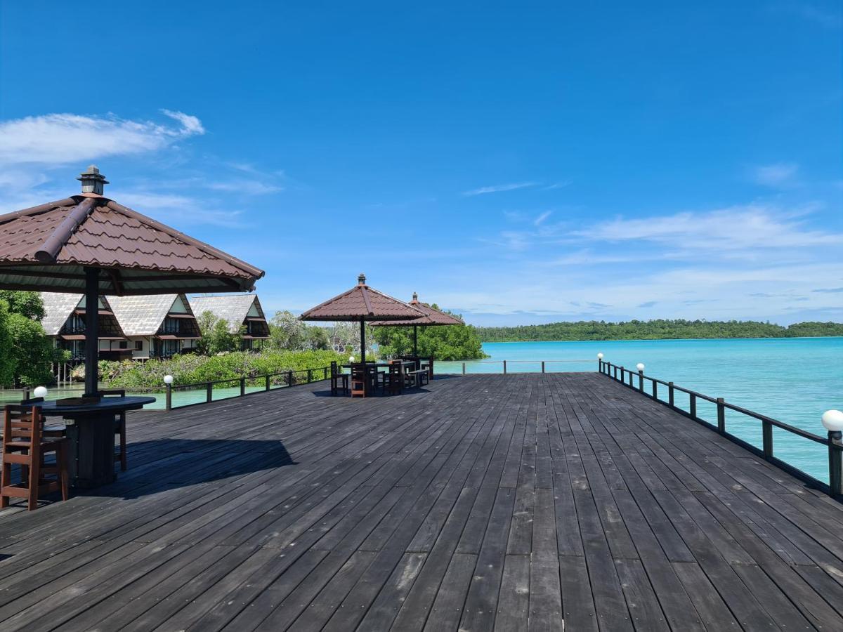 Sienna Resort Maratua Island Exterior photo
