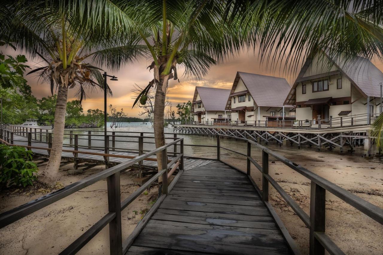 Sienna Resort Maratua Island Exterior photo