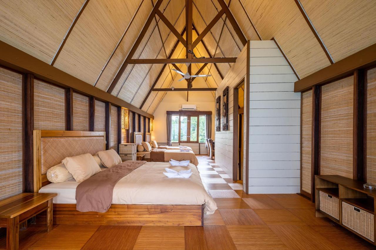 Sienna Resort Maratua Island Exterior photo